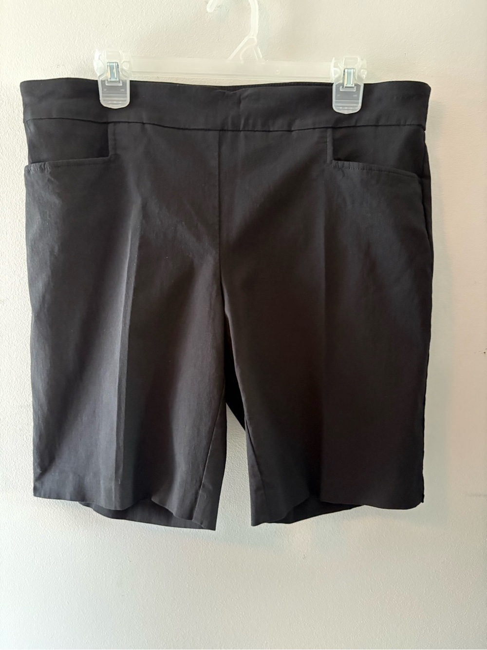 Terra & Sky Black Pull-On Bermuda Shorts w/ Tummy Control Sz 0X (14W) Stretch